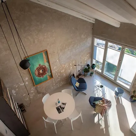 Rostagni 1834 In With Pool In The Barolo Region