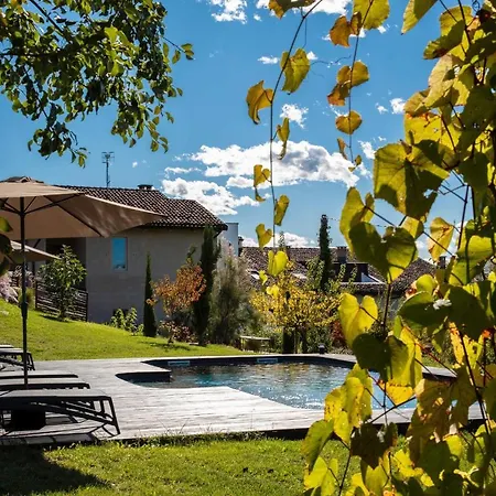 Rostagni 1834 In With Pool In The Barolo Region * Novello