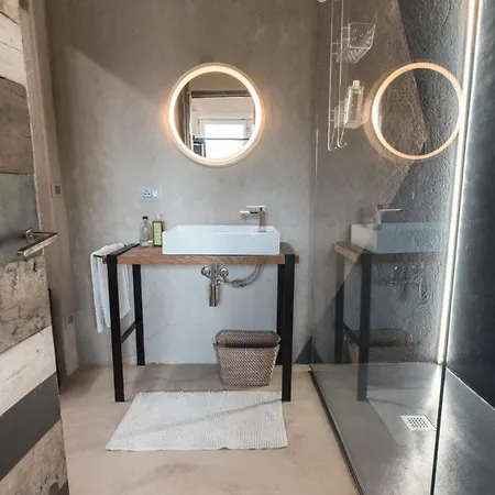Rostagni 1834 In With Pool In The Barolo Region Апартаменты